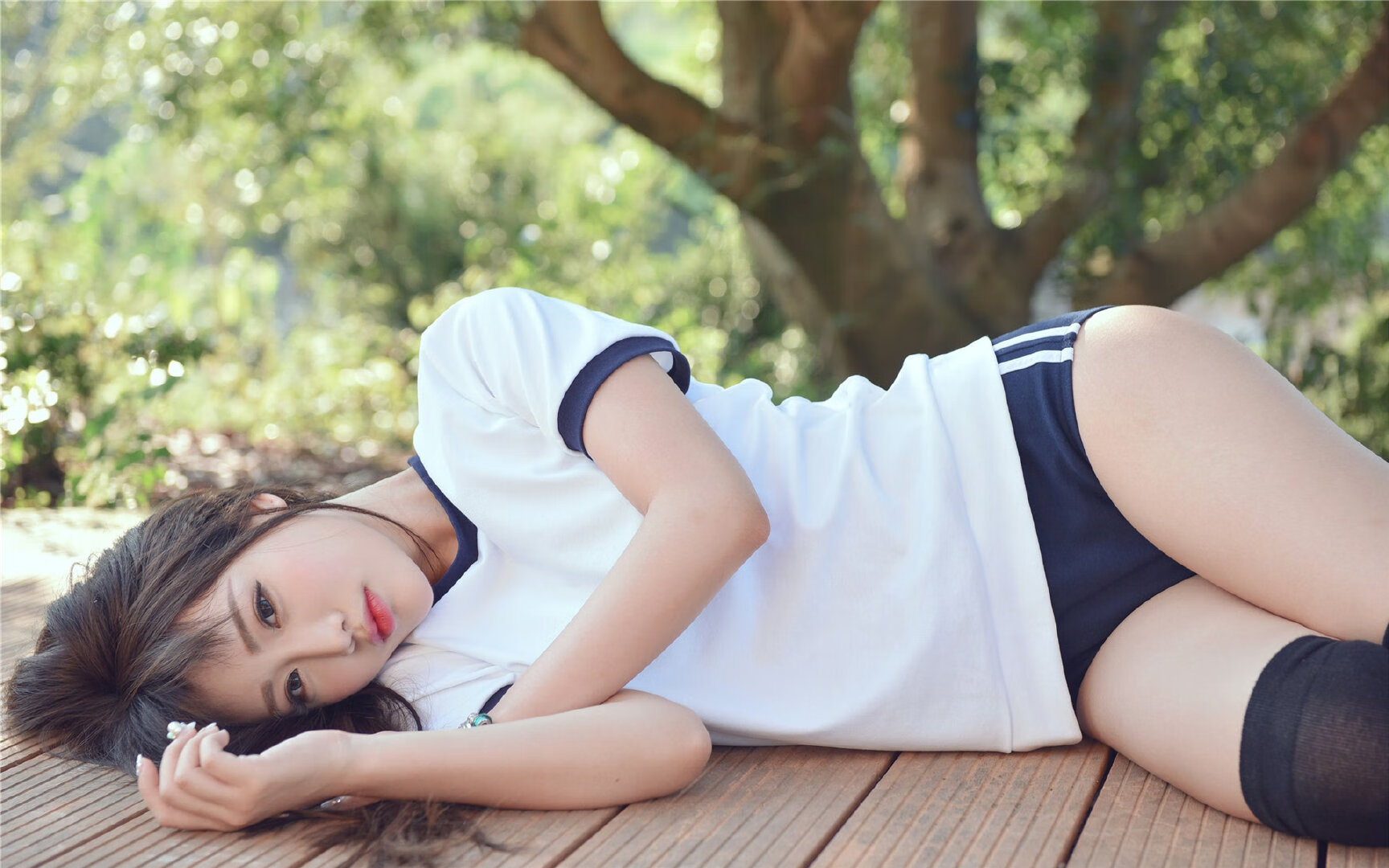 一剑封喉!乔治末节15分打崩对手,NBA季后赛之夜提前进入垃圾时间